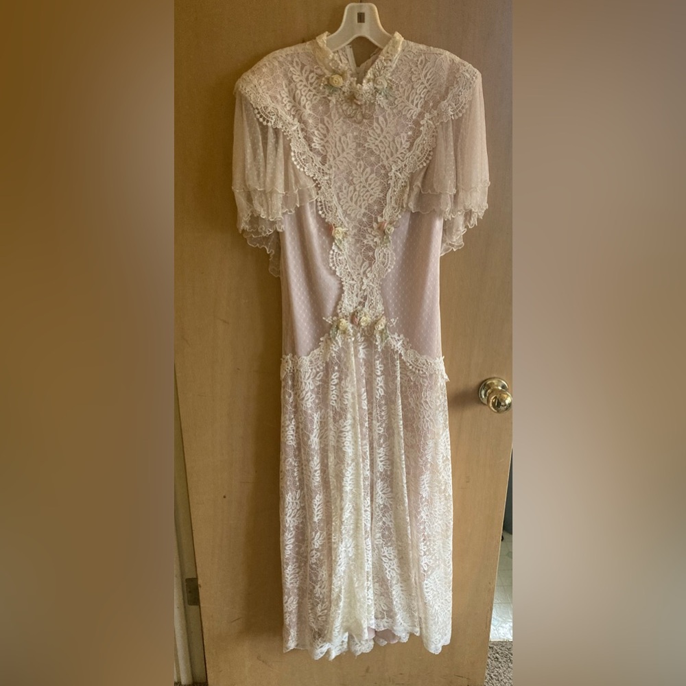 Vintage 1988 Susan Lanes Country Elegance Blush Lace Wedding Dress Size 8